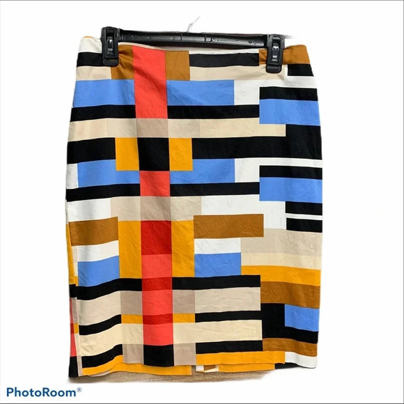 New York & Co multicolored straight skirt size 6 stretchy - Picture 1 of 8